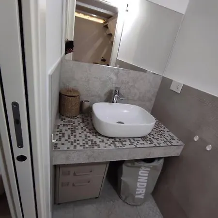 Duomo Porta Venezia Mini Loft Con Wifi E Netflix * Milan