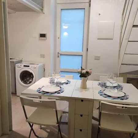Apartment Duomo Porta Venezia Mini Loft Con Wifi E Netflix Milan